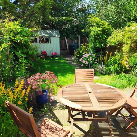 Stylish Victorian House Villa Watford  Bagian luar foto